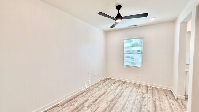 Building Photo - 4374 Nautilus Way