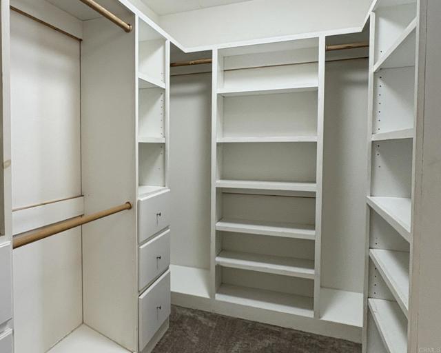 Building Photo - 4994 Crestview Dr