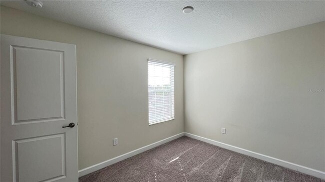 Building Photo - 15079 Evergreen Oak Loop