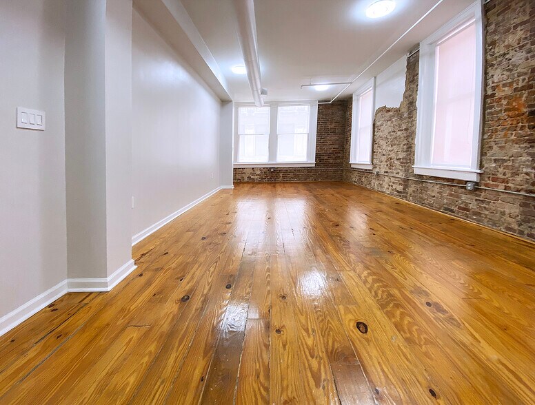 Building Photo - 89 Fairlie St NW