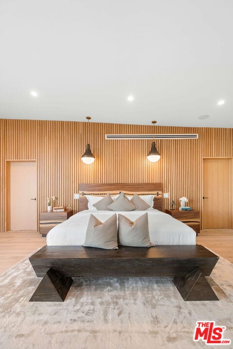 Building Photo - 27187 Sea Vista Dr