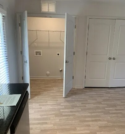 Building Photo - 3167 Misty Ridge Dr