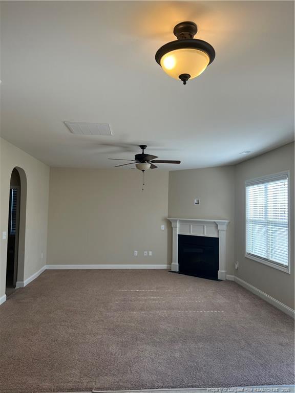 Building Photo - 22 Raintree Ln