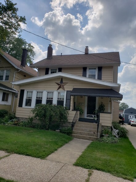Building Photo - 906 Weschler Ave