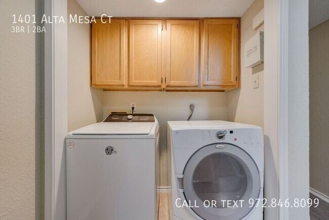 Building Photo - 1401 Alta Mesa Ct