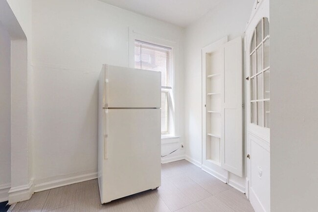 Floorplan - 5336-5338 S. Hyde Park Boulevard