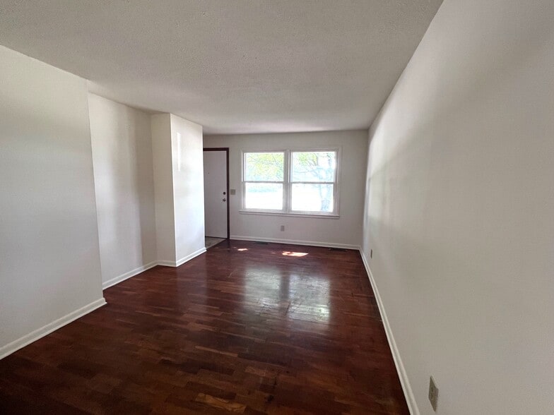 Living Room View 1 - 2213 Philo Rd