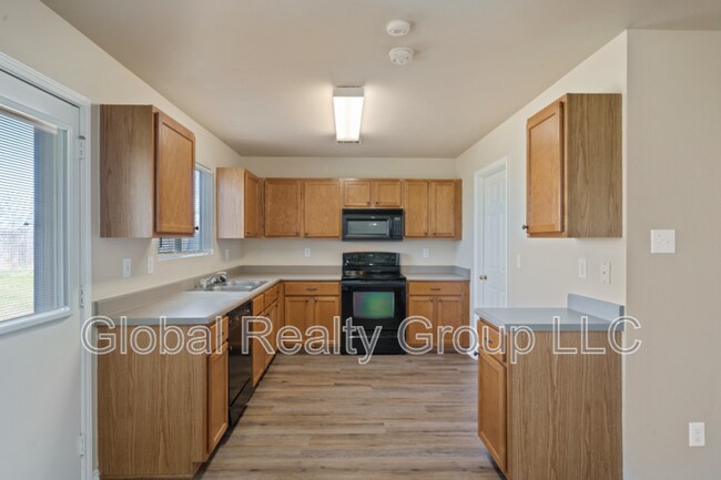 Building Photo - 144 Crest Bluff