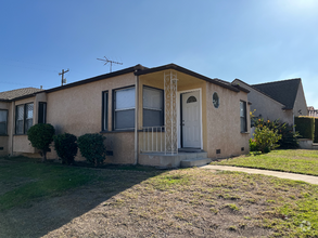 Building Photo - 1600 S Monterey St