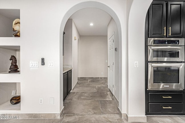 Building Photo - 5211 N 193rd Ave