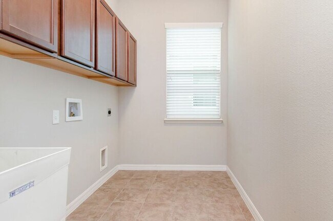 Building Photo - 15013 Egret Hammock Dr