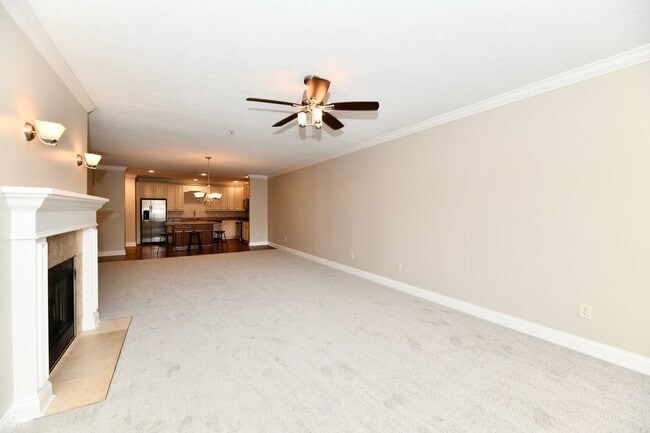 Building Photo - 8555 One W Dr