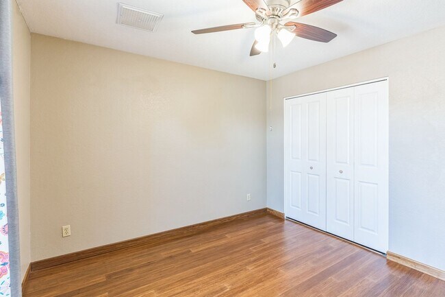 Building Photo - Charming 3BR House in Scottsdale with new ...