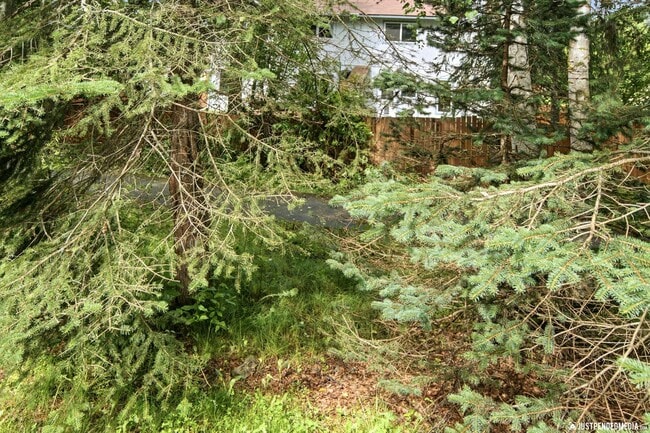 Building Photo - 18625 S Lowrie Loop