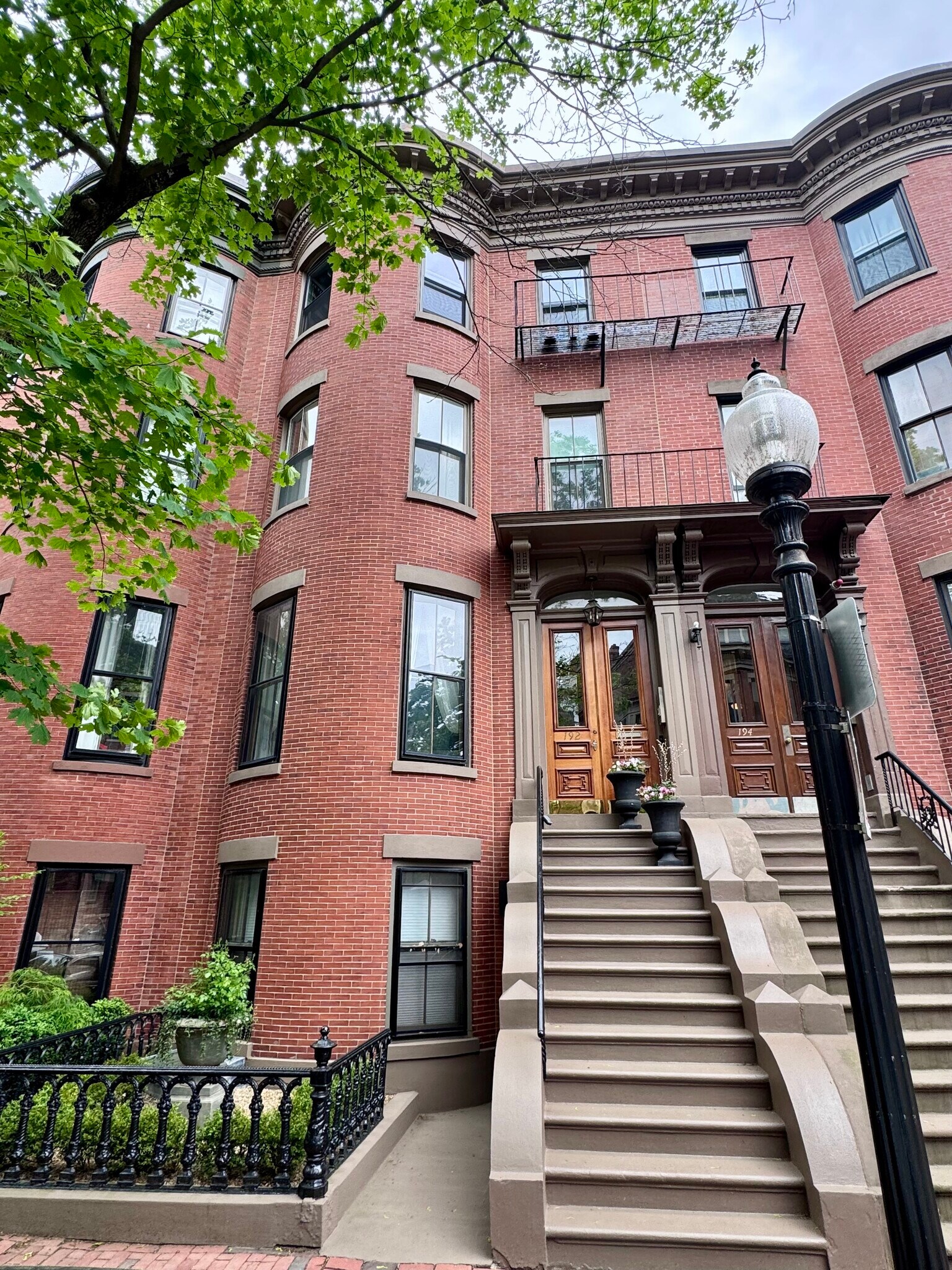 Building Photo - 192 W Brookline St