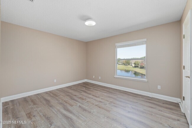Building Photo - 3946 Royal Pines Dr