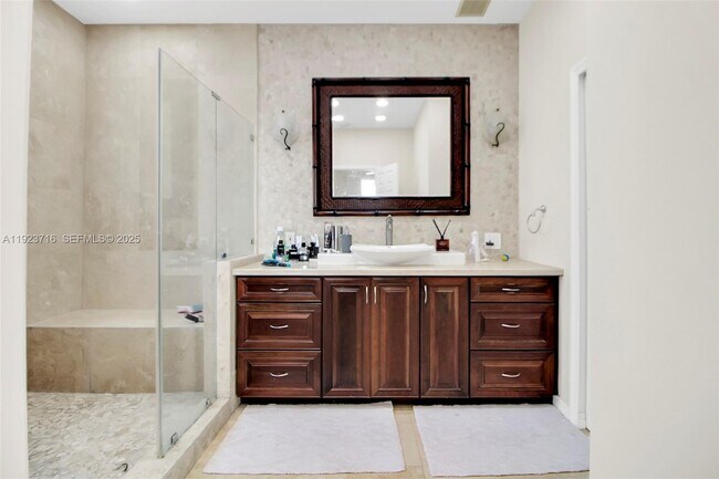 Building Photo - 15875 SW 149th Ln