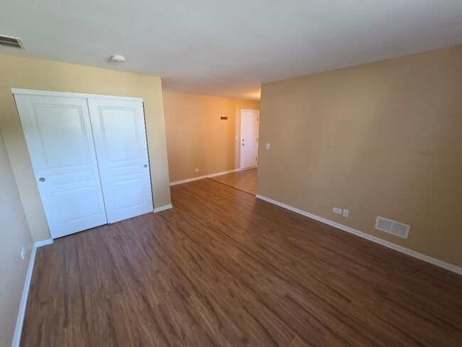 Building Photo - 107 Driscoll Ln