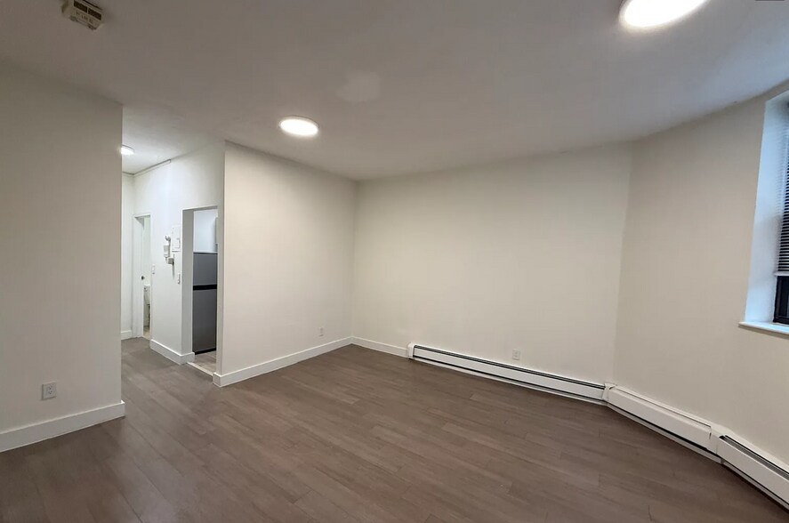 Building Photo - 530 Massachusetts Ave