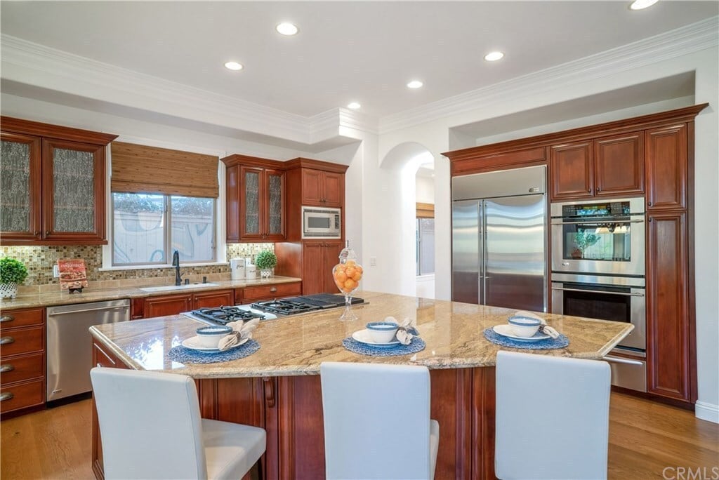 Kitchen - 2509 Palm Ave