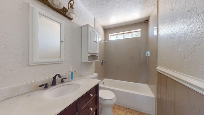 Bathroom - 344 Knutson St