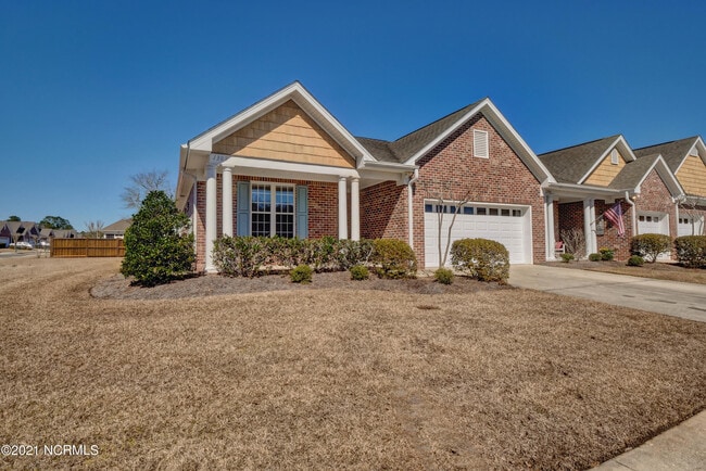 Building Photo - 1302 Suncrest Way