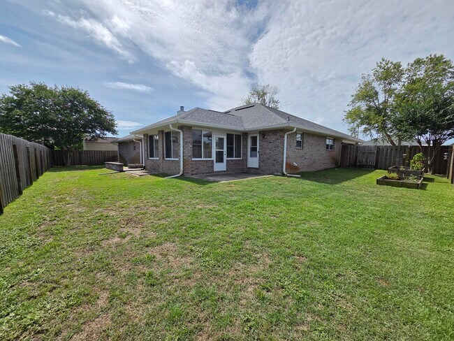 Building Photo - 9342 Pouder Ln