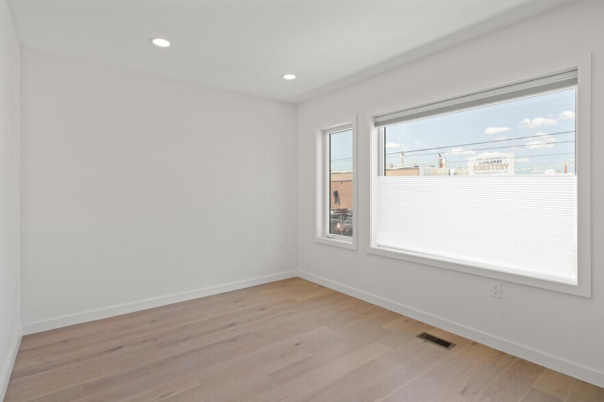 Building Photo - 2613 E Tioga St