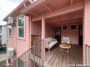 Building Photo - 1020 W French Pl