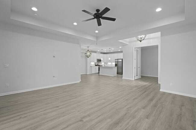 Building Photo - "Charming 2-Bedroom Retreat with 2 Baths and Den - 1558 Sq. Ft. of Comfort in Latitude Margaritav...