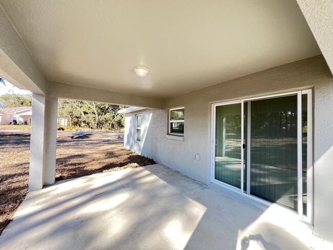 Building Photo - Available NOW! BRAND NEW 3 Bedroom/2 Bath ...