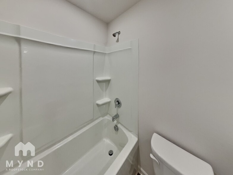 Building Photo - 6030 Elena Lynn Ct