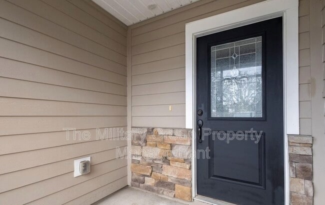 Building Photo - 382 Old Jennings Rd