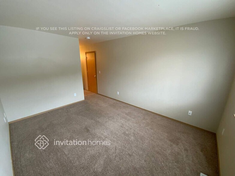Building Photo - 20213 13th Ave Ct E