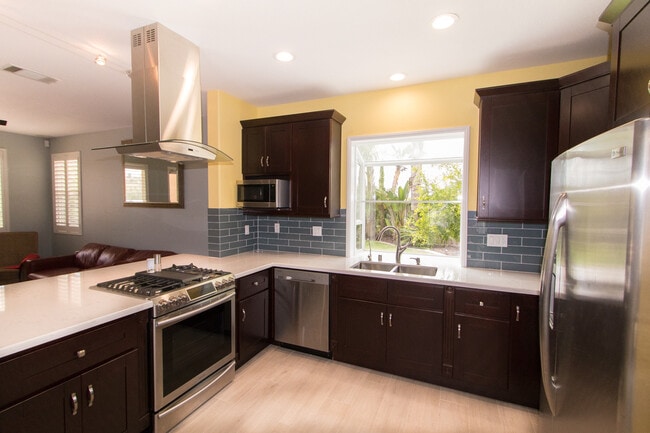 Building Photo - 3br/3.5ba Home in Carmel Valley-Torrey Hig...