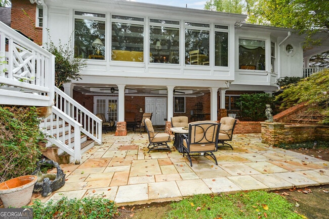 Building Photo - 1640 Lazy River Ln