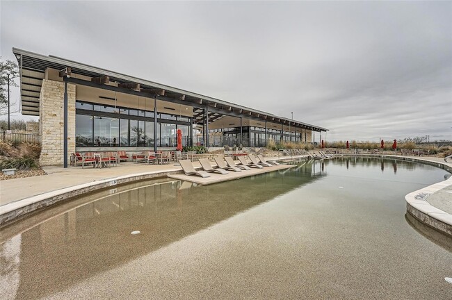 Building Photo - 17205 Adoro Dr