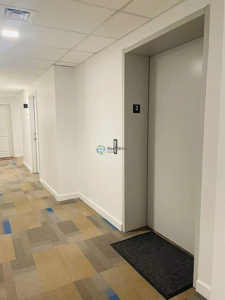 Building Photo - 16 Boardman St