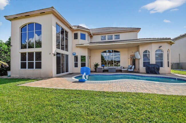 Building Photo - 9167 Oak Alley Dr