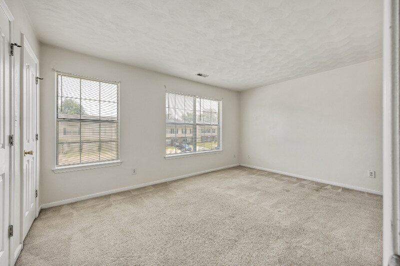Building Photo - 48 Terri Sue Ct