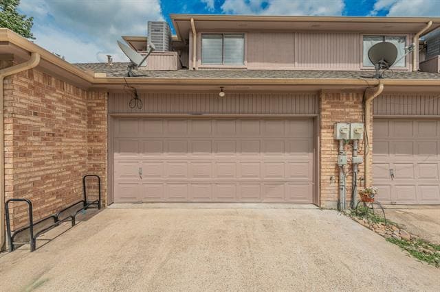 Building Photo - 5893 Westhaven Dr