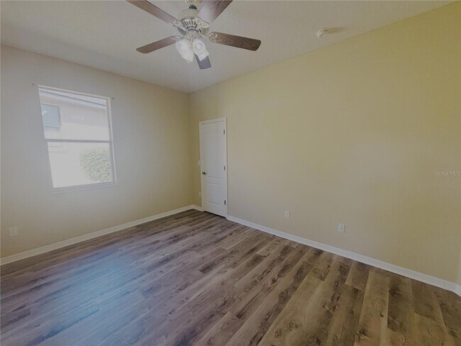 Building Photo - 4940 SW 63rd Loop