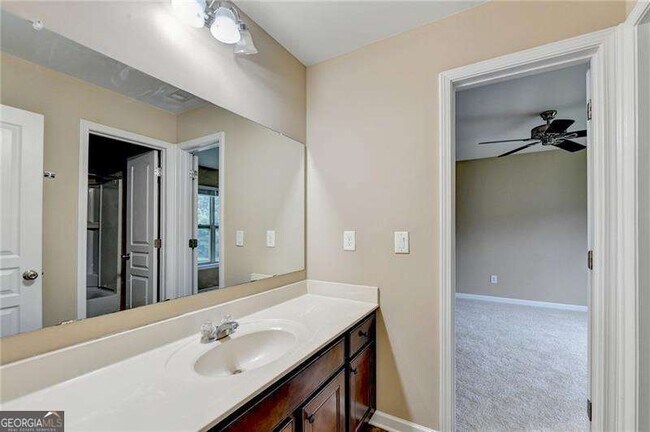 Building Photo - 4228 Woods Creek Ln