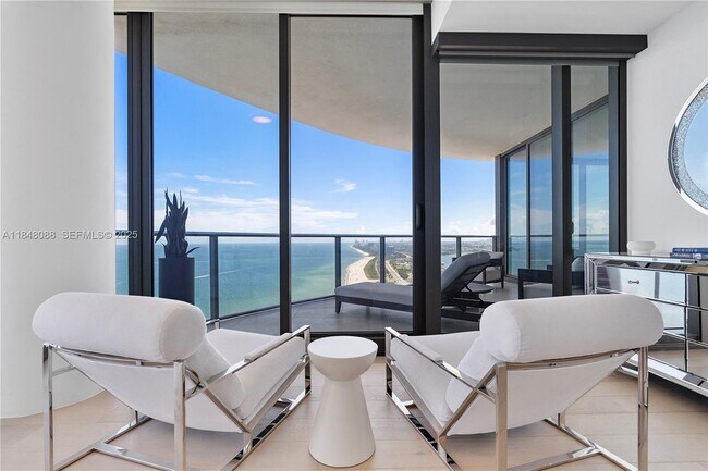 Building Photo - 15701 Collins Ave