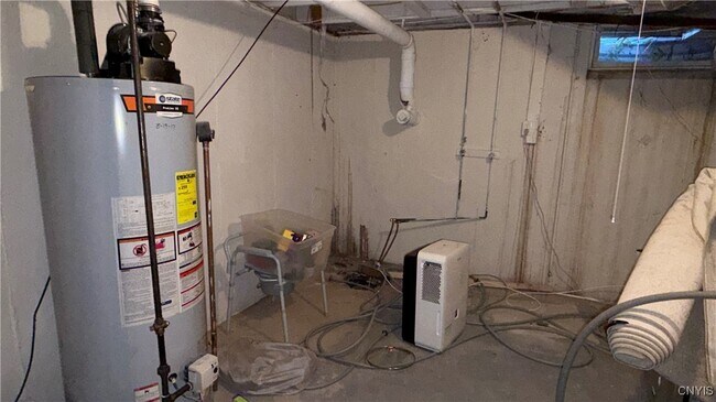 Building Photo - 7667 Charlemont Dr