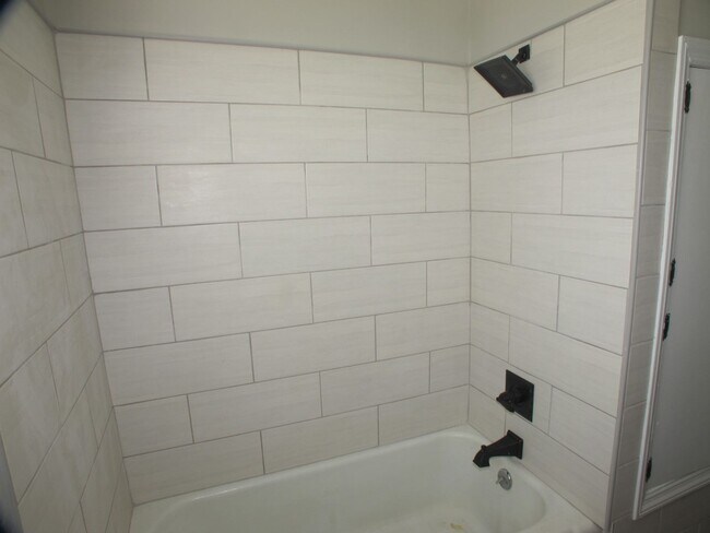 Building Photo - One Story Home For Residential or Institutional/Office Use in Harrisburg NC!