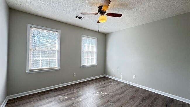 Building Photo - 177 Plantation Trce