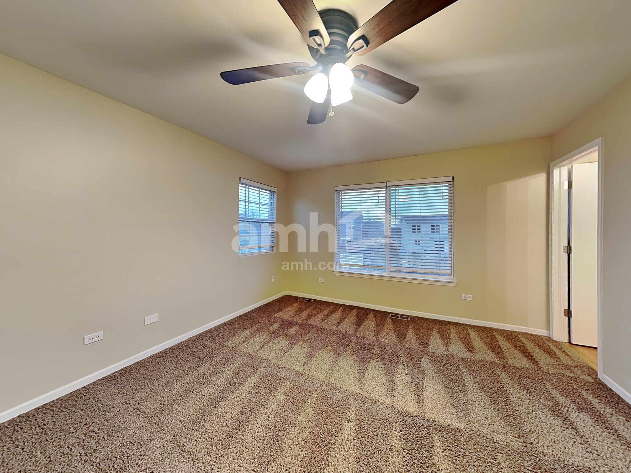 Building Photo - 7003 Pyramid Dr