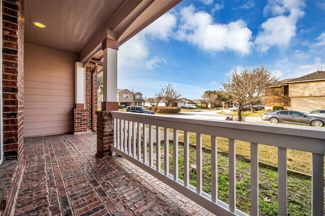 Building Photo - 21611 Mt McKinley Way