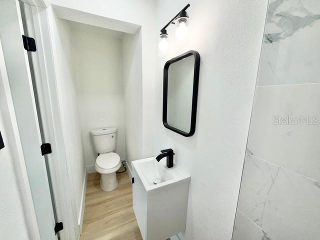 Building Photo - 325 Burleigh Ave